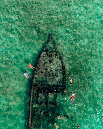 Islands between El Nido and Coron from above